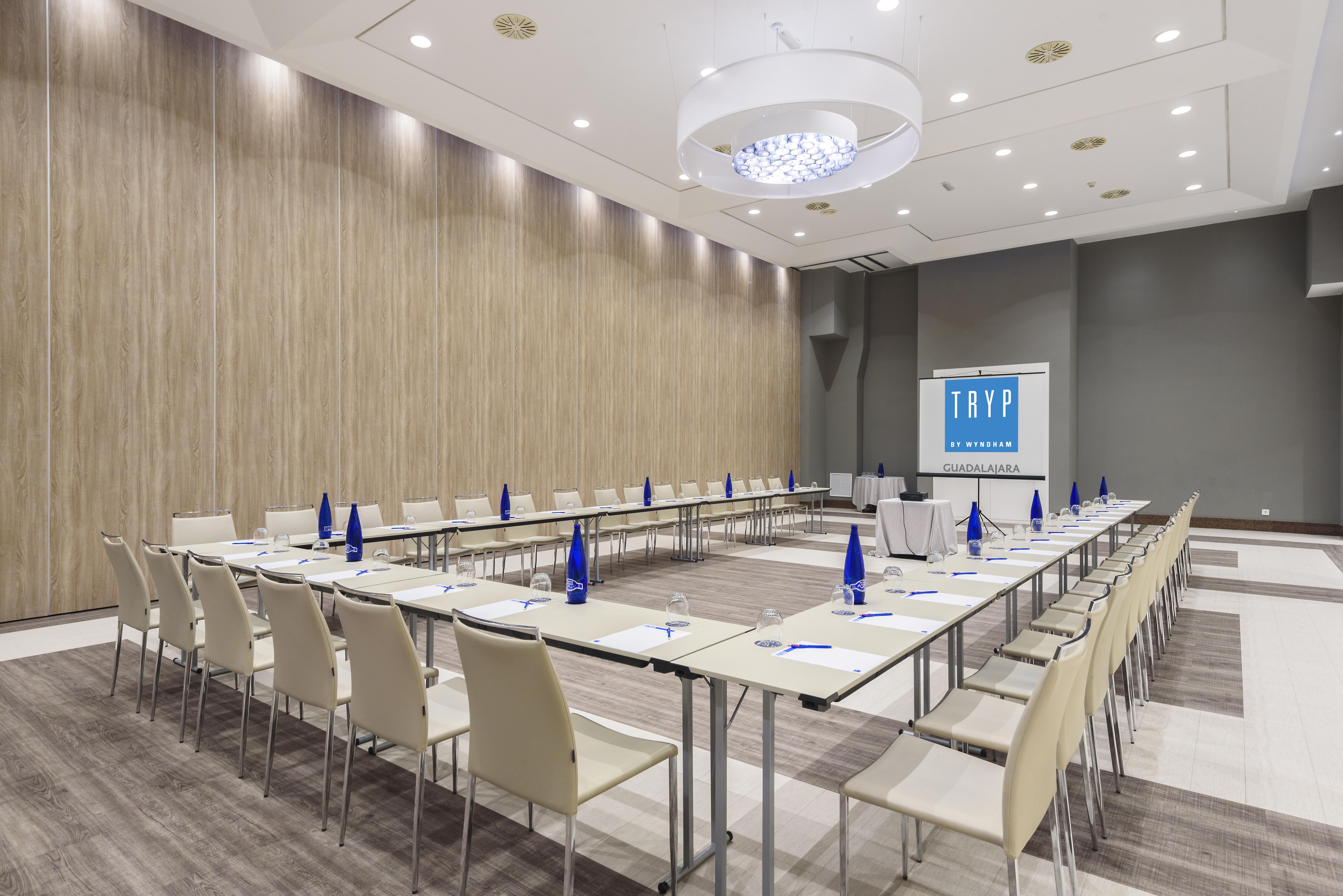 Hotel Guadalajara & Conference Center Affiliated By Melia 외부 사진